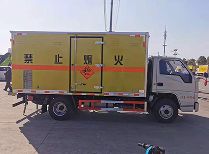 耀州爆破器材运输车